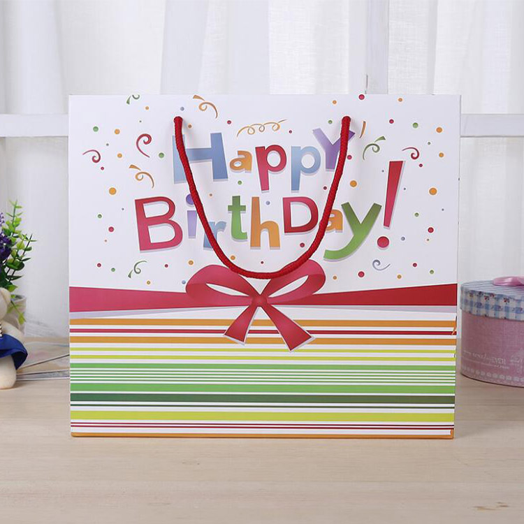 Hvordan kan papirgaveposer forbedre dit brand og din gaveoplevelse?